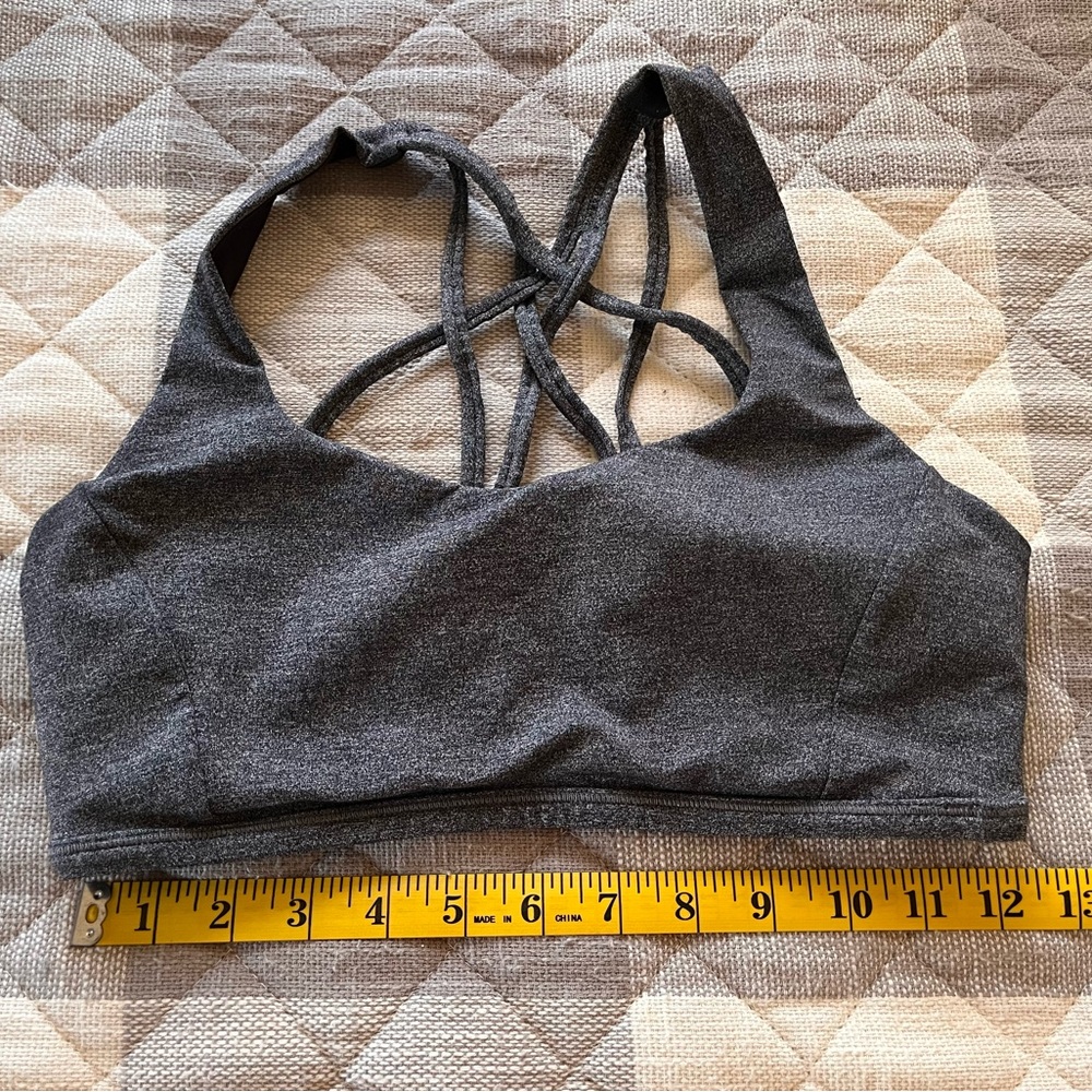 Lululemon free to be serene bra